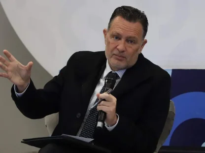 Mauricio Kuri González